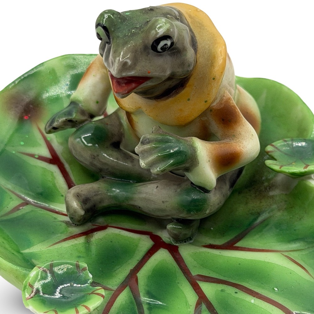 Vintage Occupied Japan Porcelain Frog Lily Pad Trinket Dish Hand Painted 1945-52